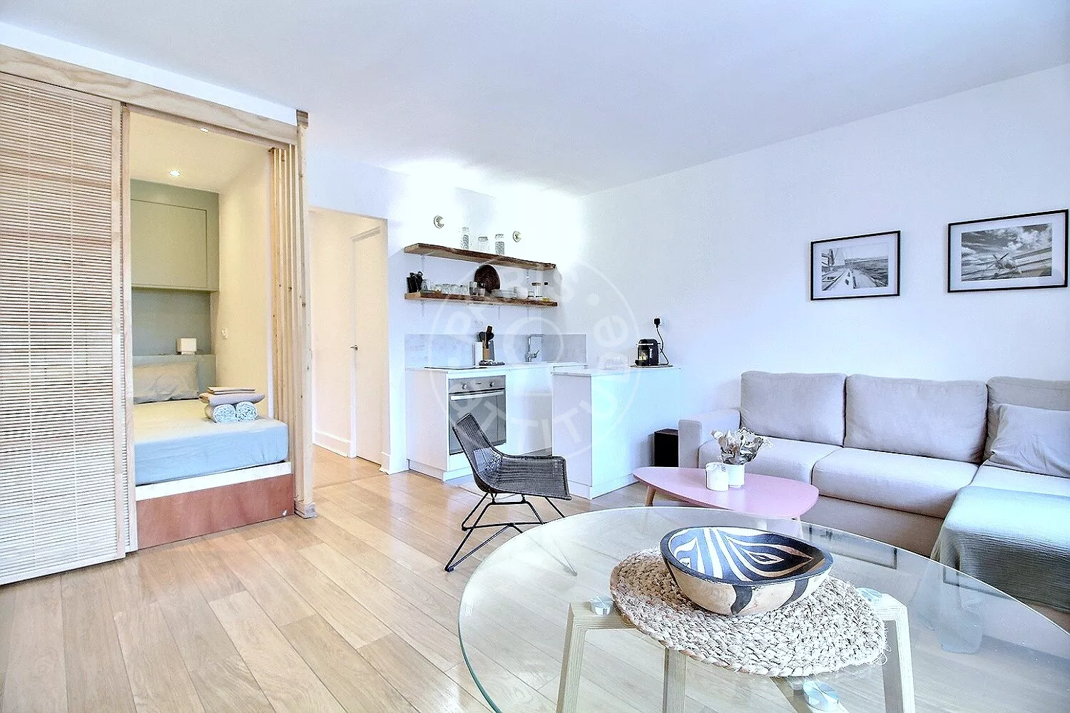 Flat Boulevard de Courcelles in Paris