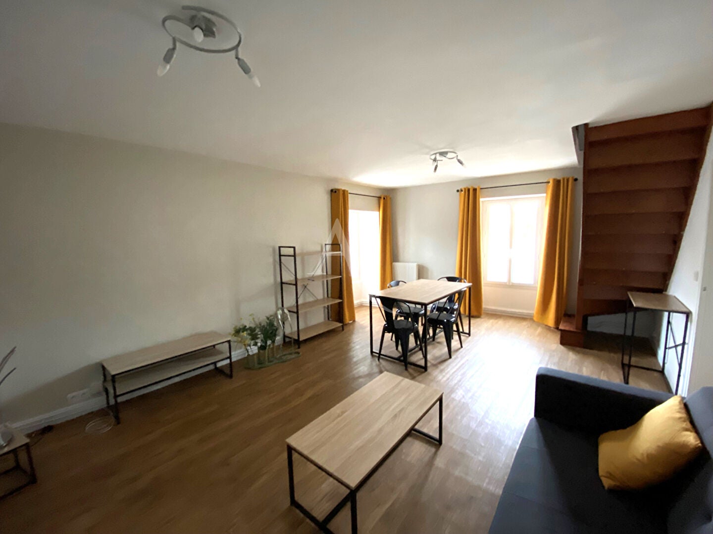 Flat Rue Raymond Berrurier in Rodon
