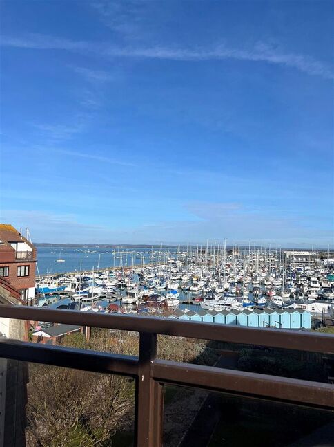 Flat Horse Sands Close in Portsmouth