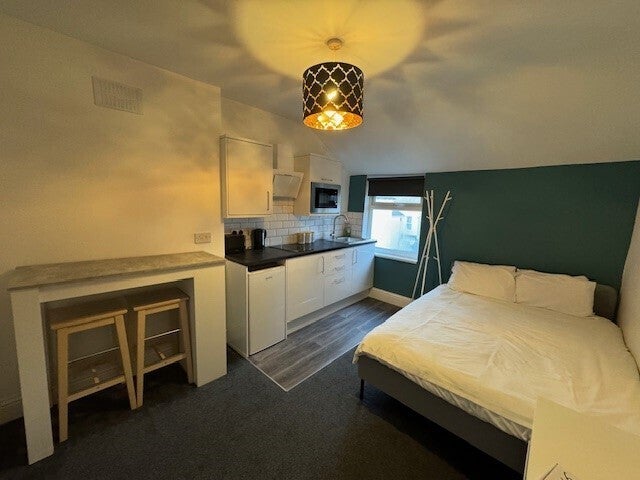 Flat Withnell Road in Blackpool