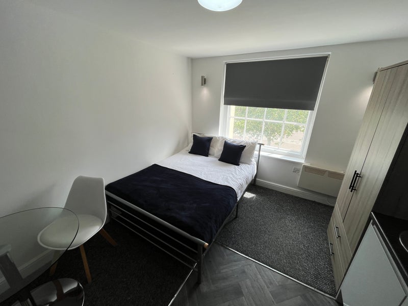 Properties to rent in Sandford On Thames, Retford | rentaroof