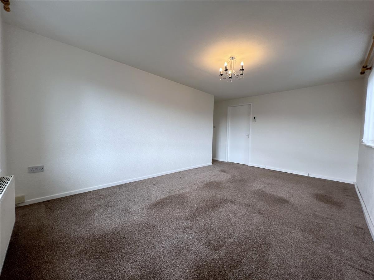 Flat Hibbert Road in Barrow-in-Furness