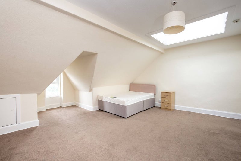 Flat Gilmore Place in City of Edinburgh