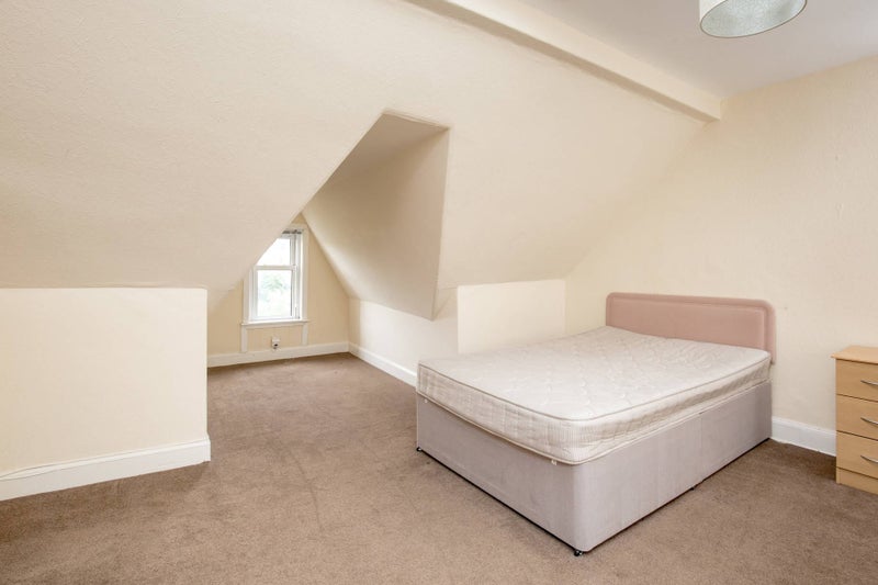 Flat Gilmore Place in City of Edinburgh