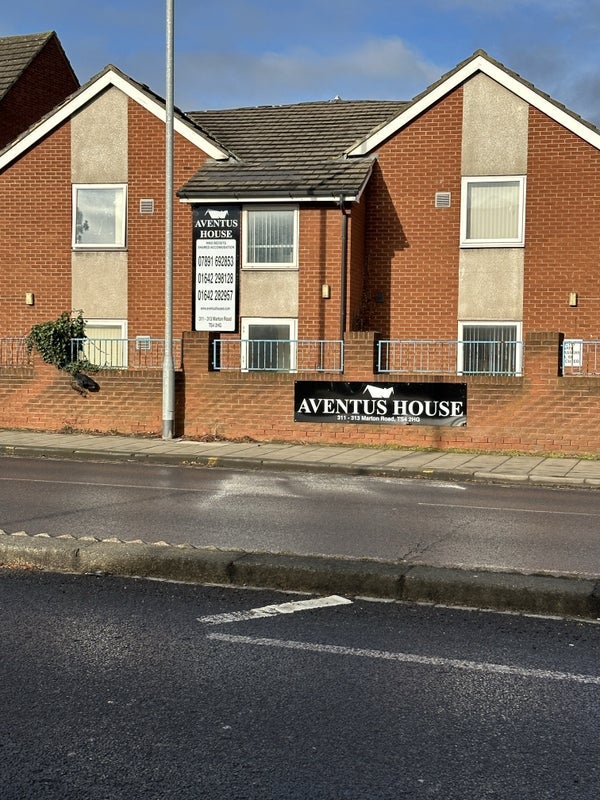 Room Newlands Road in Middlesbrough