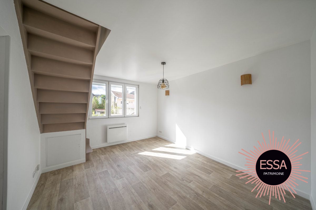 Flat Route Renault in Flins-sur-Seine
