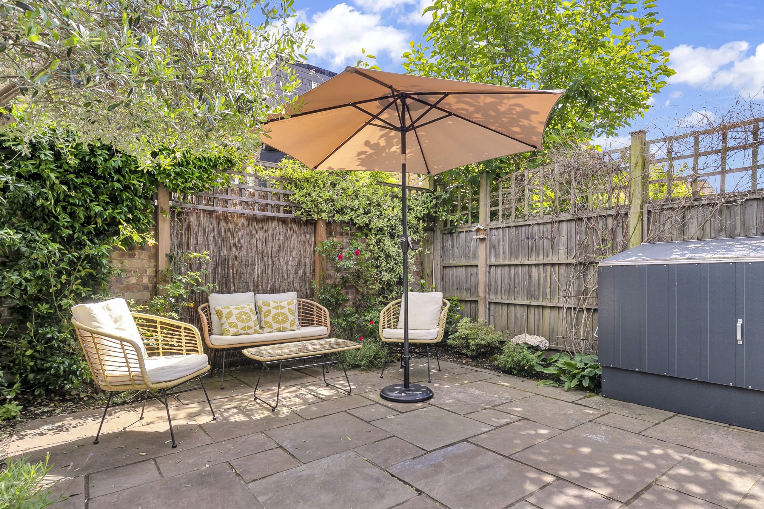 House Hillier Road in Greater London