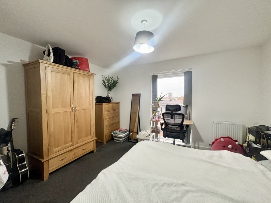 Flat Tanners Way in Birmingham
