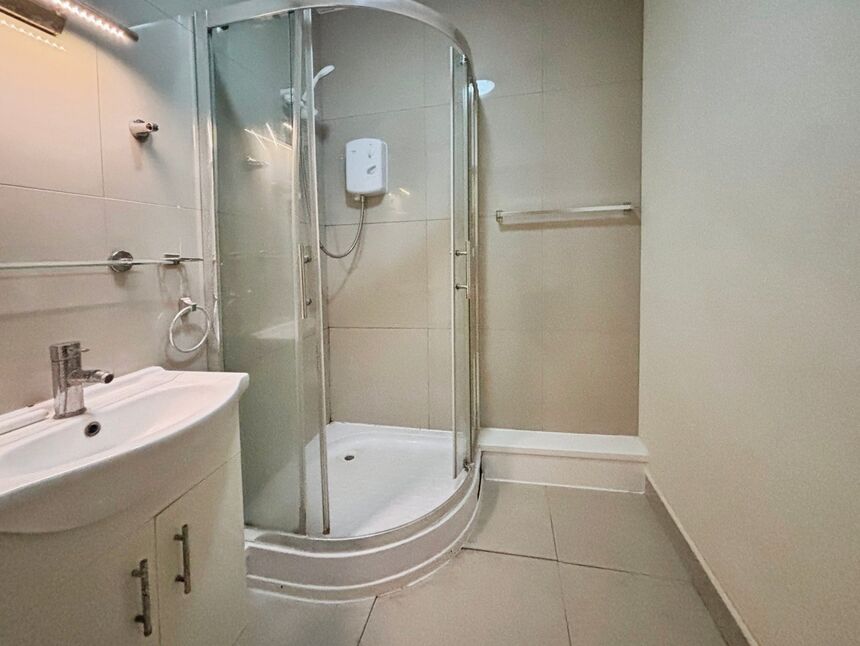 Flat Gillygate in Wakefield