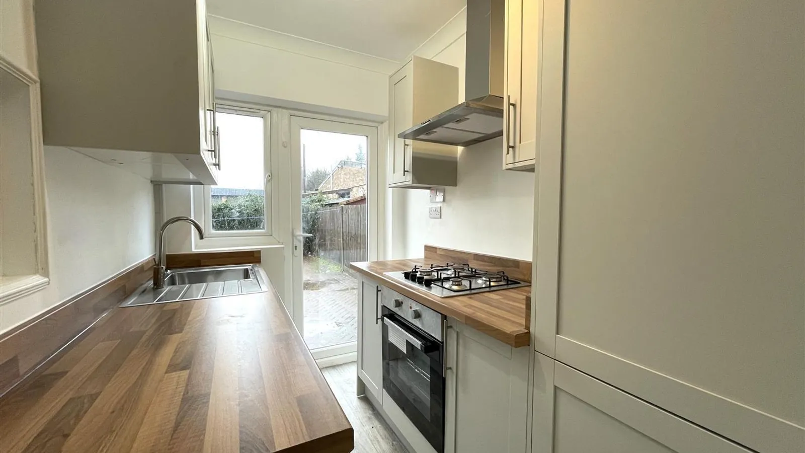 House Wilmar Close in Greater London