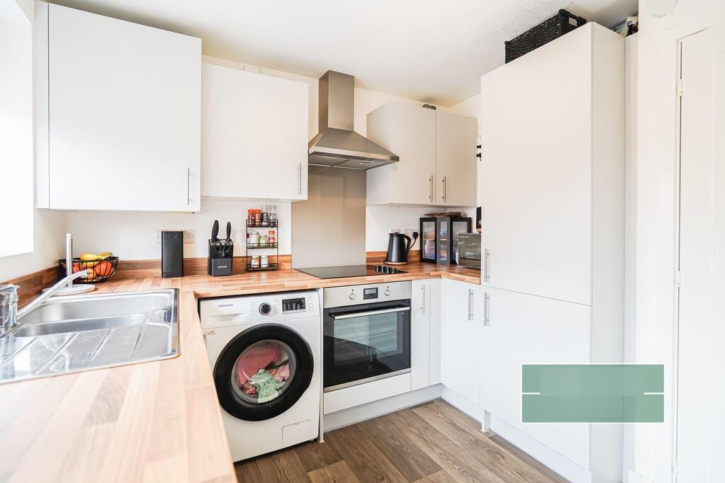 House Mandarin Close in Nottingham