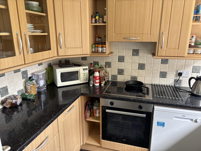 Room West Craigs Crescent in City of Edinburgh