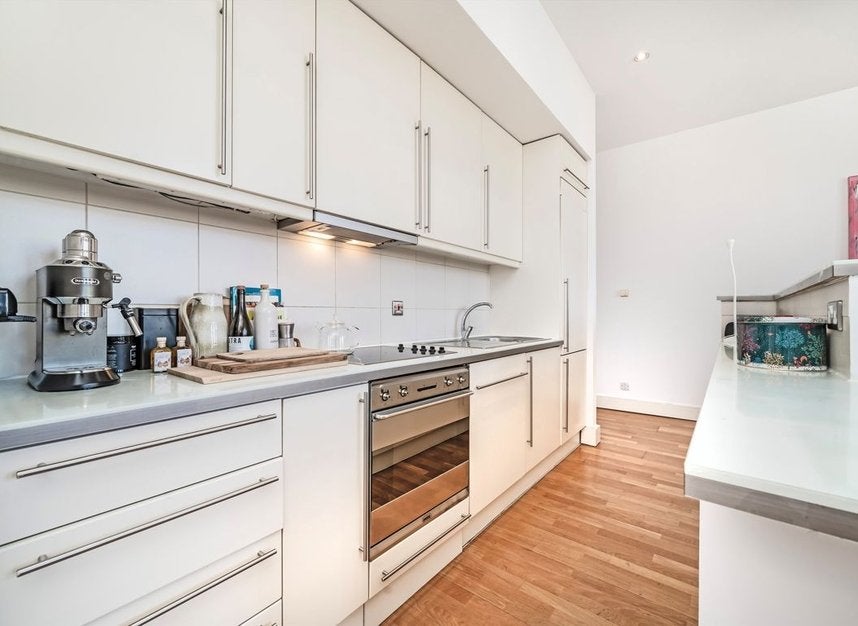 Flat Westbourne Grove in City of Westminster