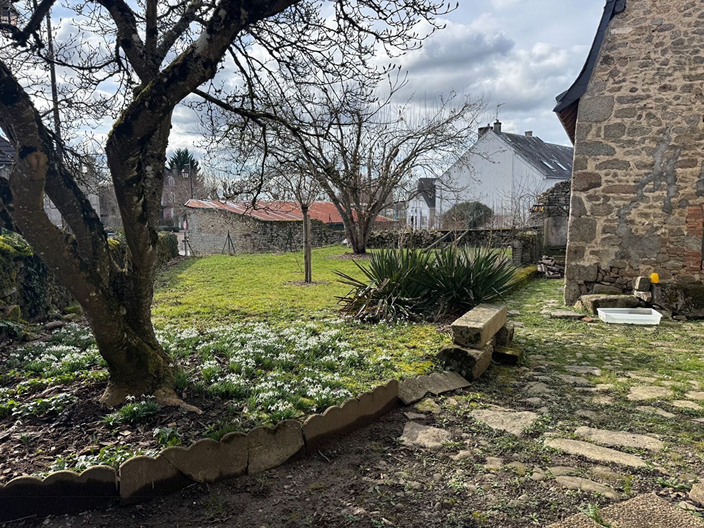 Appartement Rue de la Liberté à Bénévent-l'Abbaye
