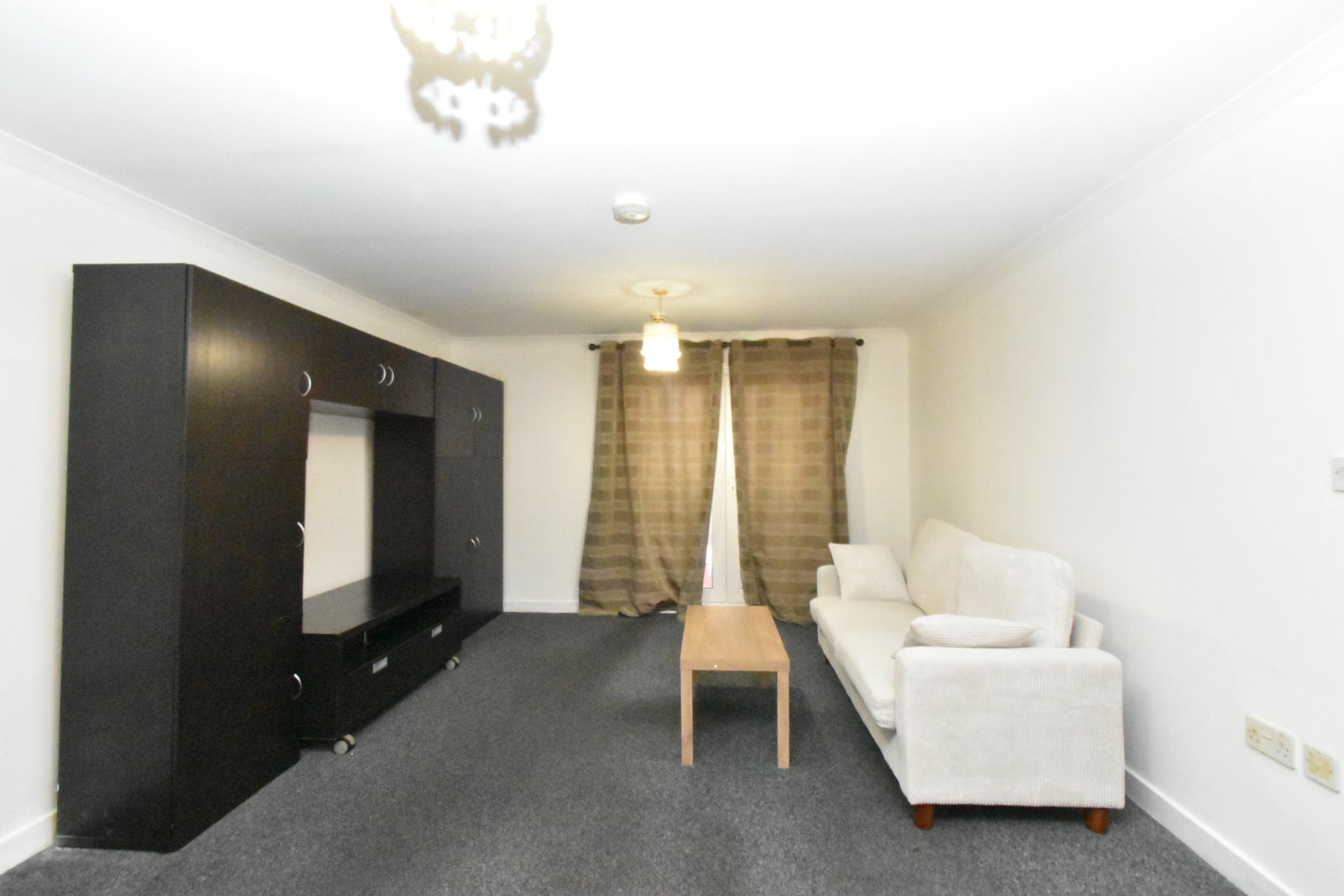 Flat Northwick Road in Greater London