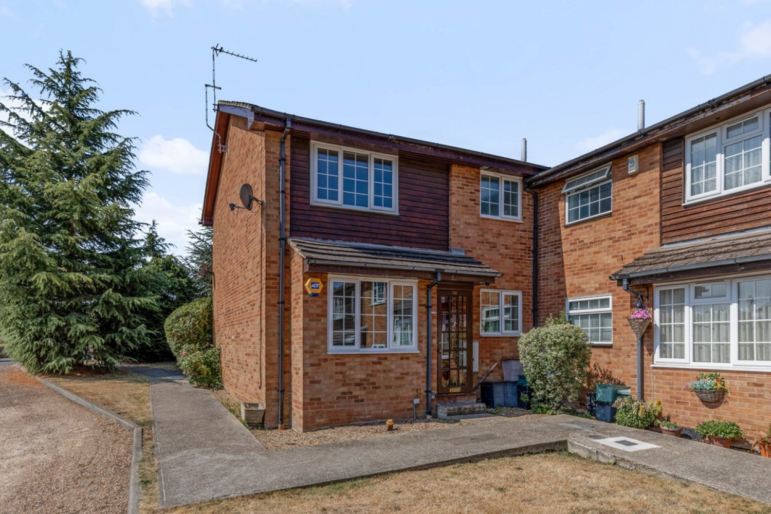 House Petersham Drive in Greater London