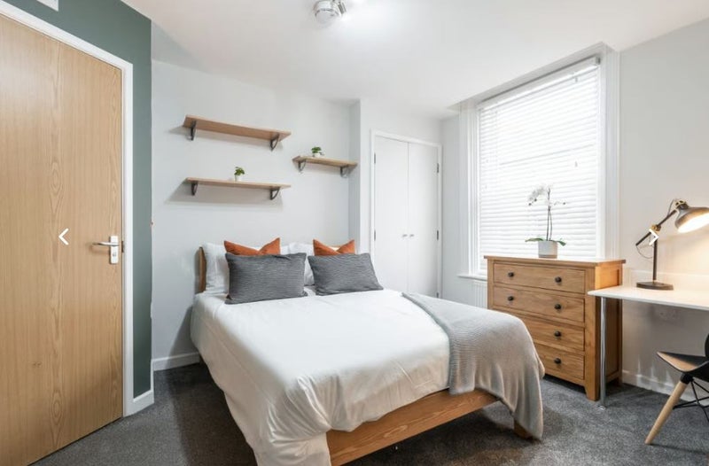 Room Malcolm Street in Newcastle upon Tyne
