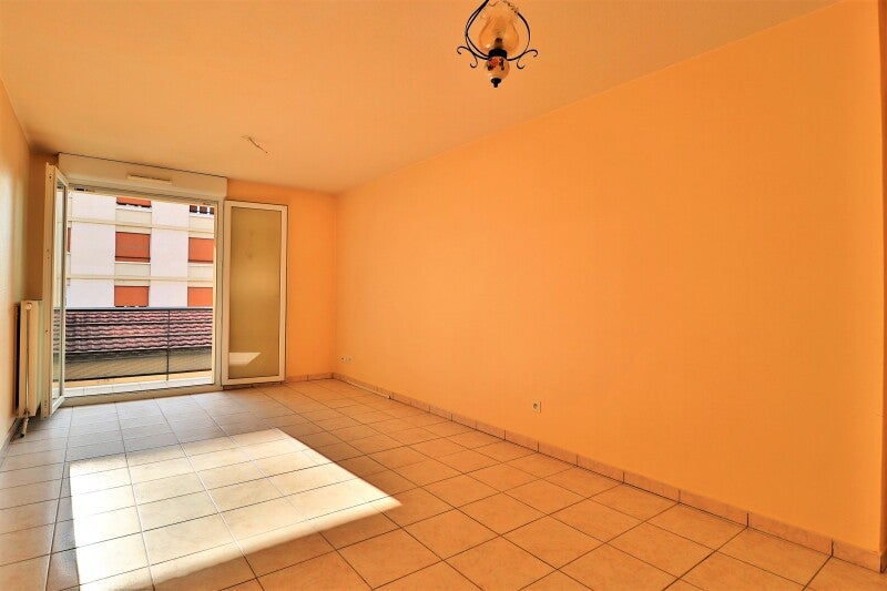 Flat Rue Docteur Bouquot in Troyes