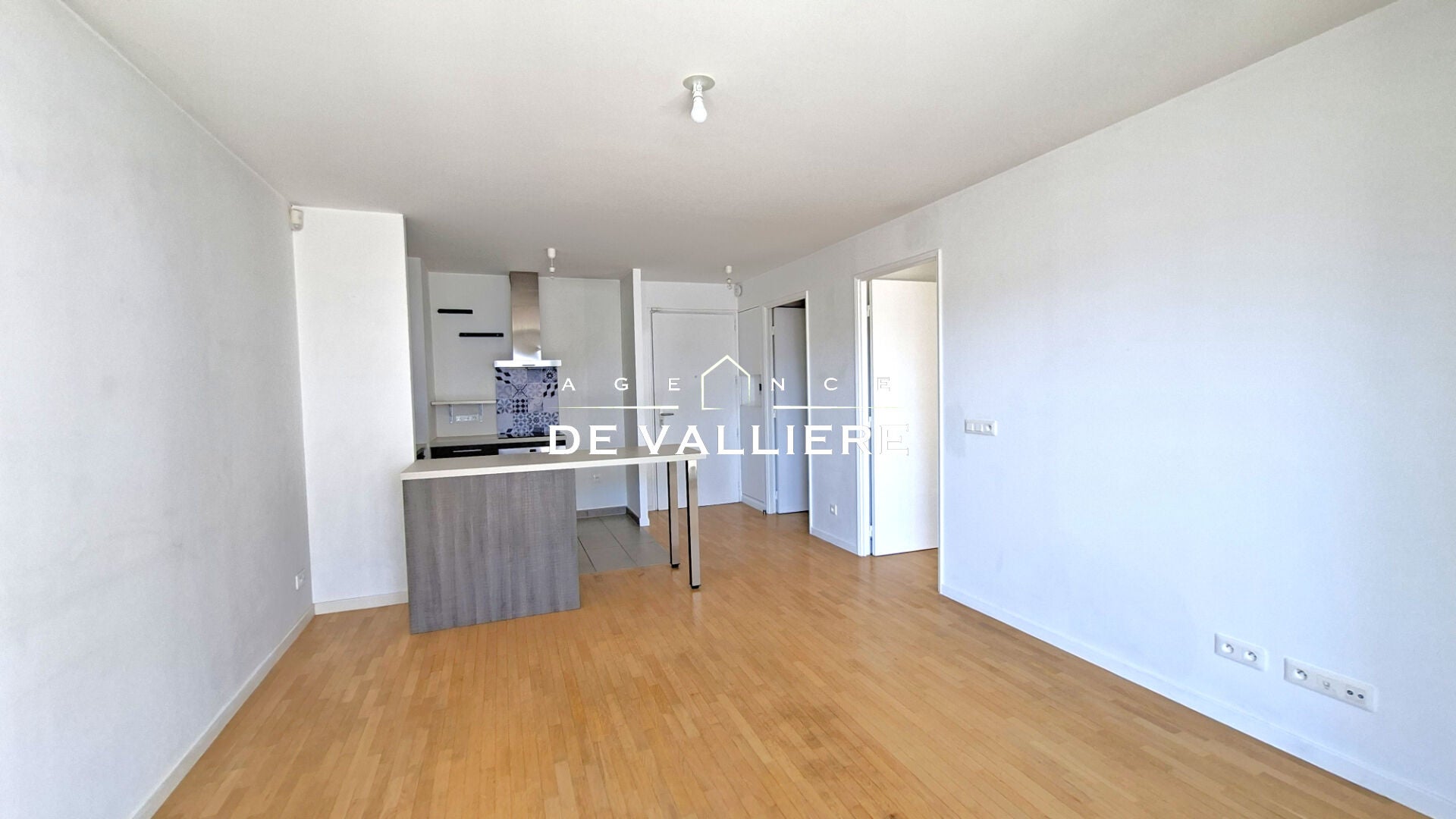 Flat Domaine des Hocquettes in Suresnes