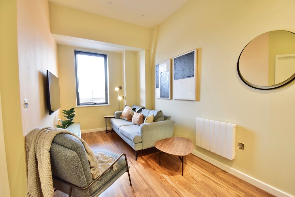 Flat Albion Place in Leeds