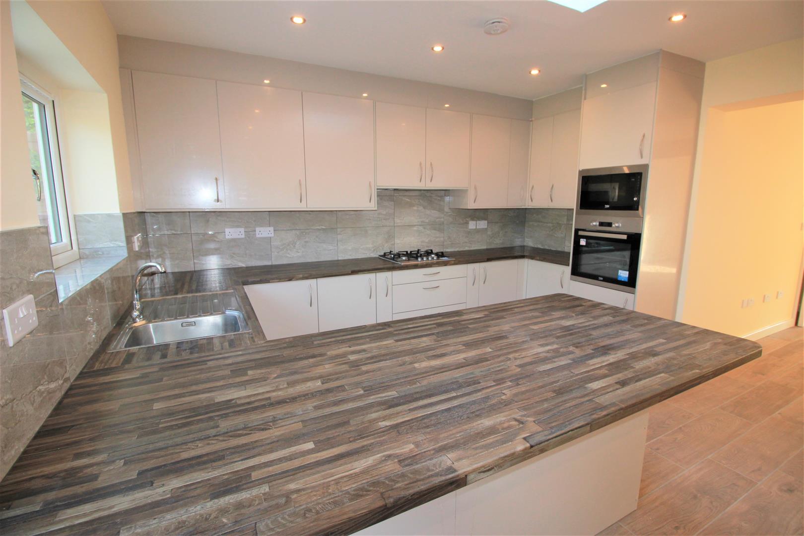 House Derwent Drive in Greater London