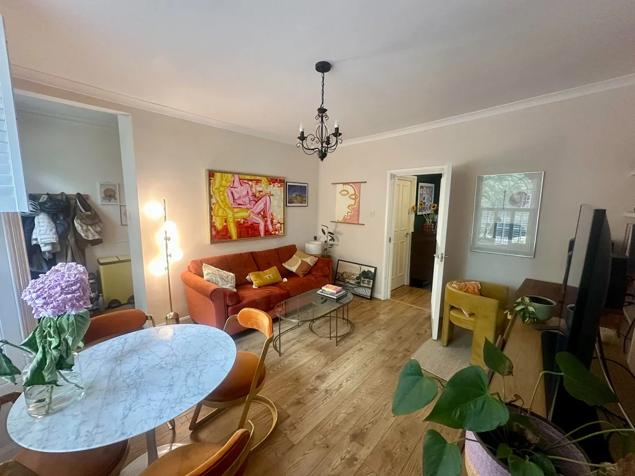 Flat Vassall Road in Greater London