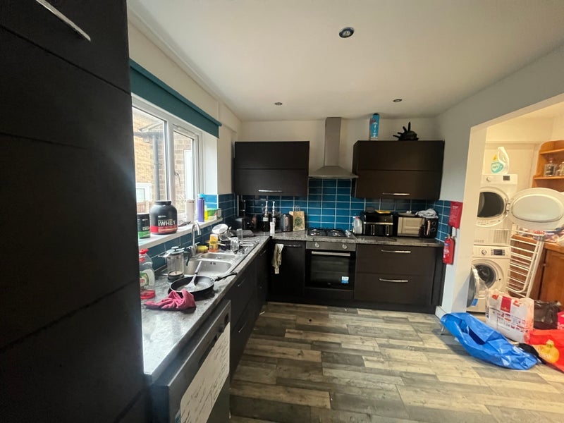 Room Corinth Road in Nottingham