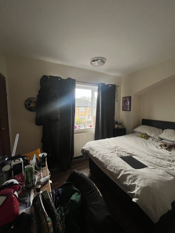 Room Corinth Road in Nottingham