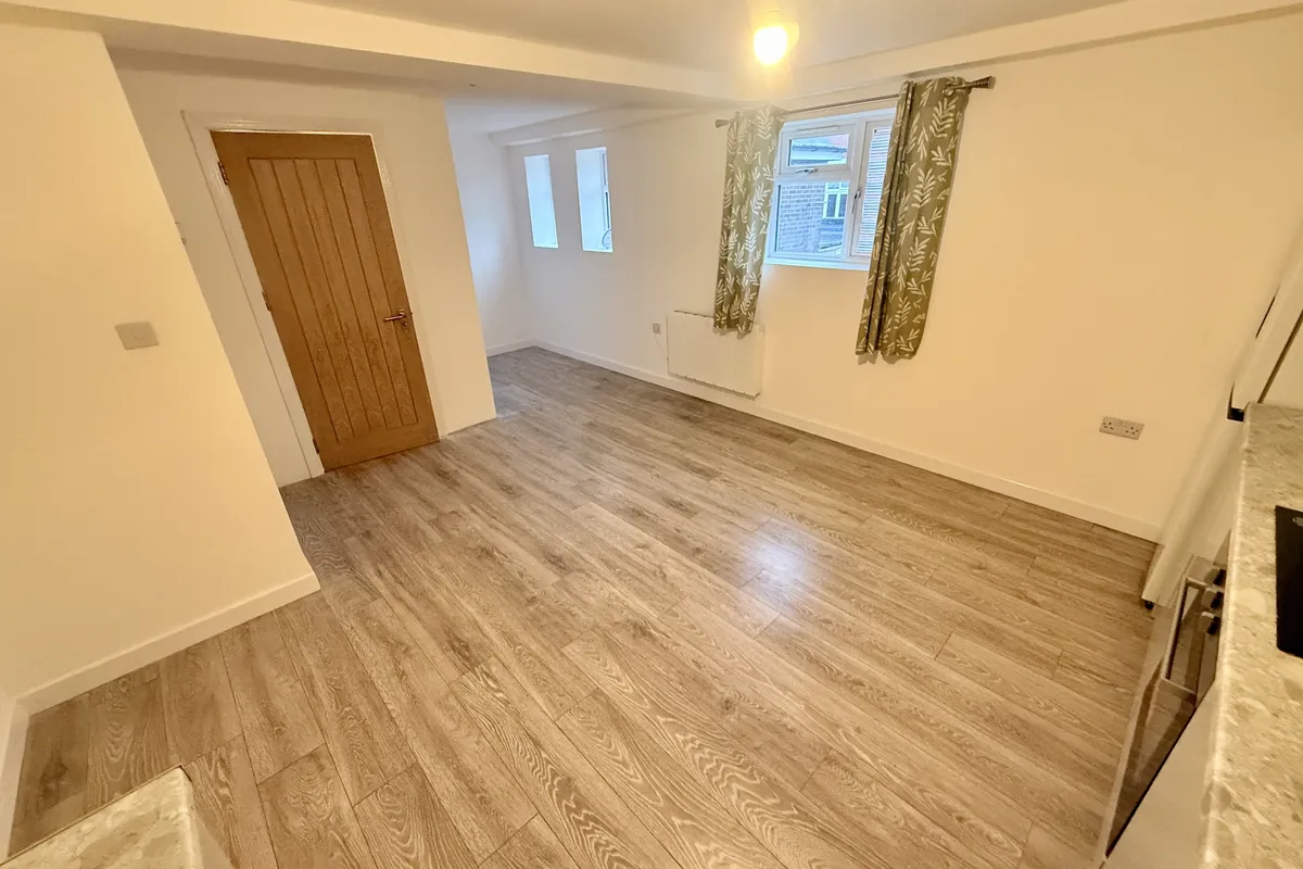 Flat Ebenezer Place in Kettering