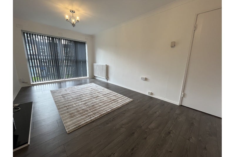 Flat Middleton Hall Road in Birmingham