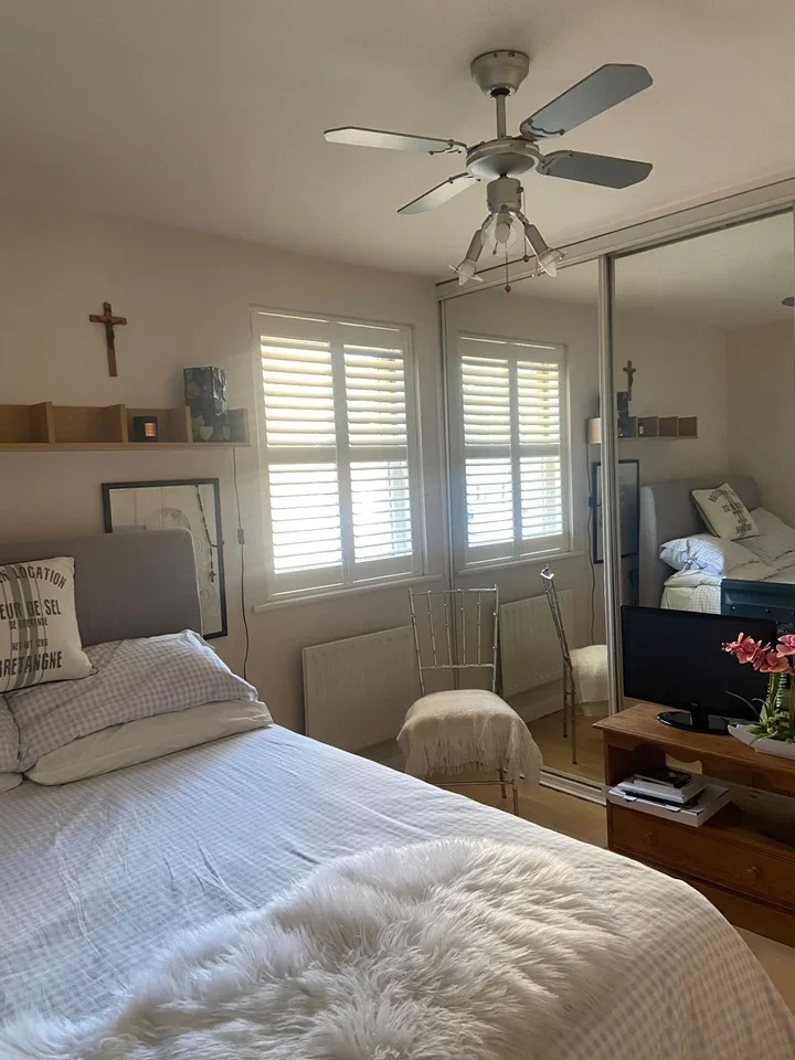 Room Waterford Road in Greater London