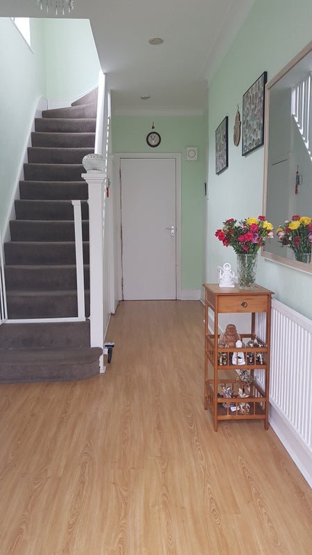 Room Pembury Road in Greater London