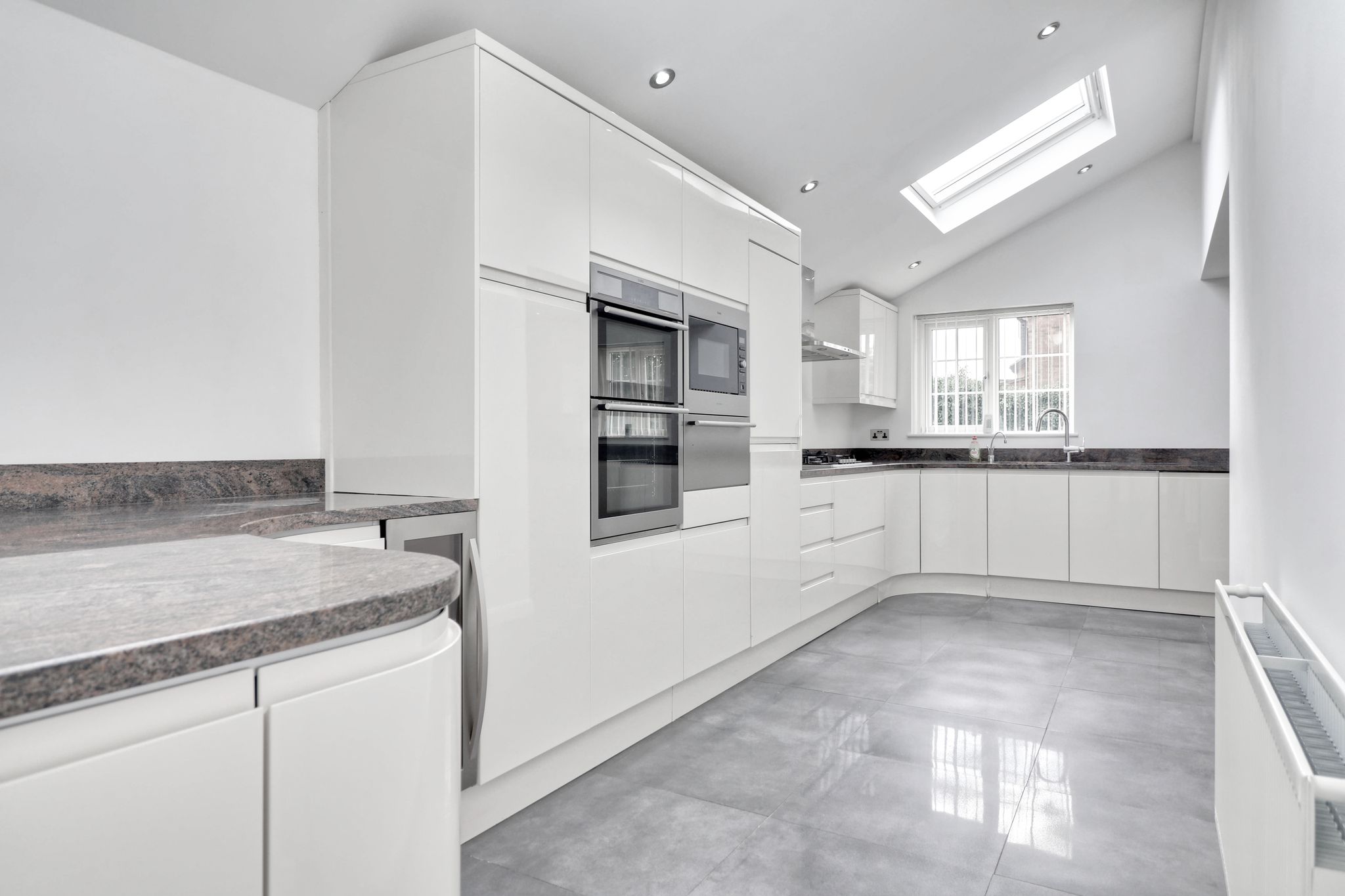 House Grosvenor Close in East Hertfordshire