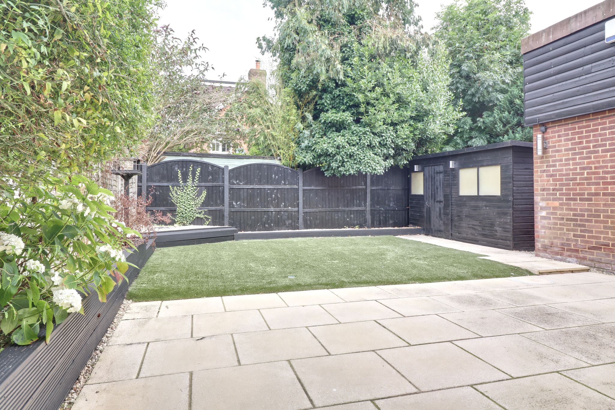 House Grosvenor Close in East Hertfordshire