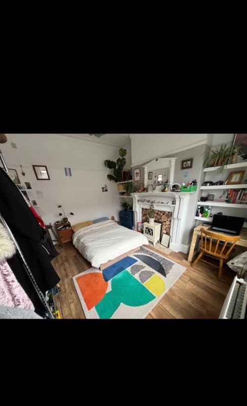 Room Fairhaven Avenue in Manchester