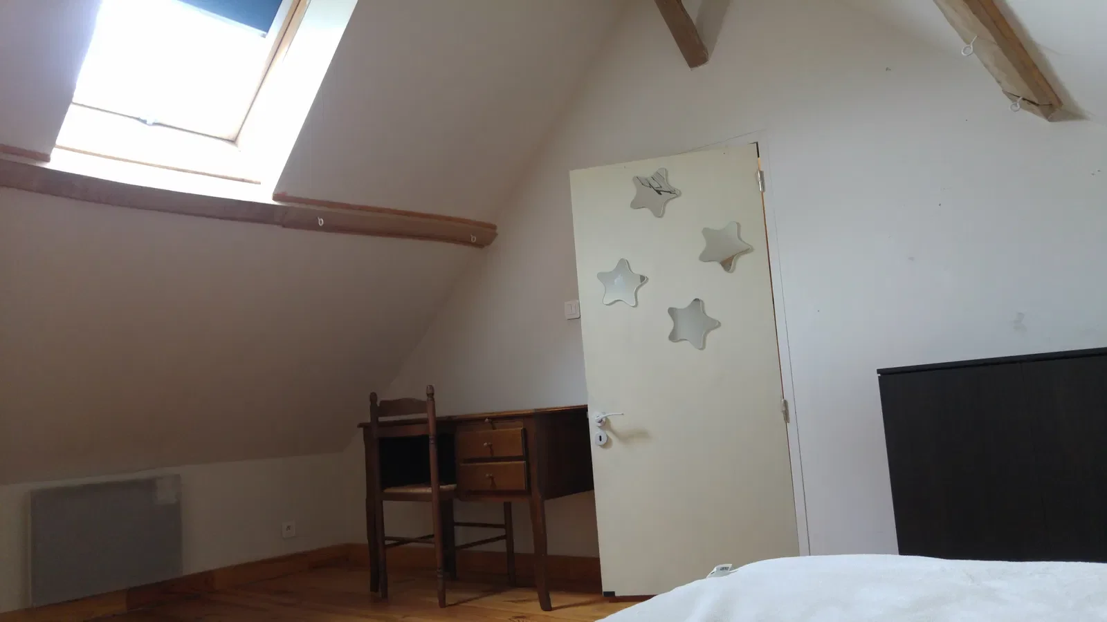 Room Rue de l'Église in Reuil-sur-Brêche