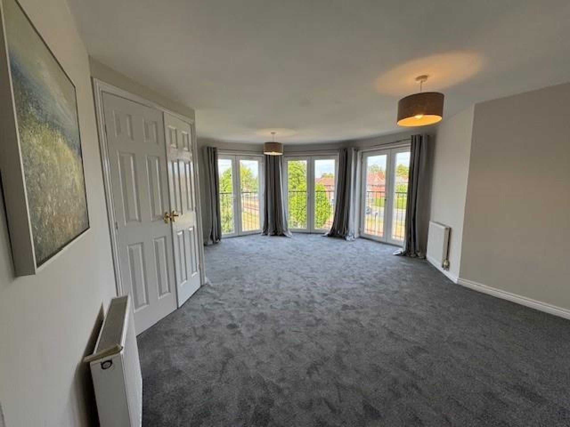 Flat Sandycroft Avenue in Manchester