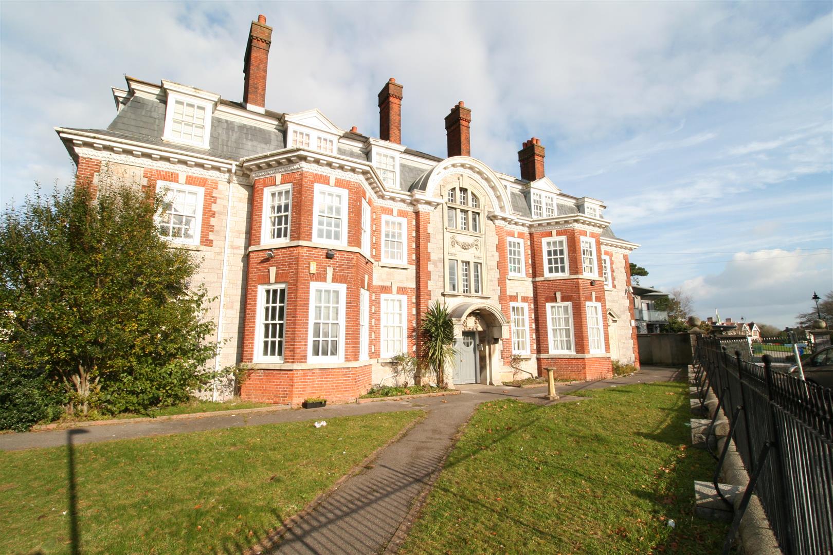 Flat Greenbank Terrace in Plymouth