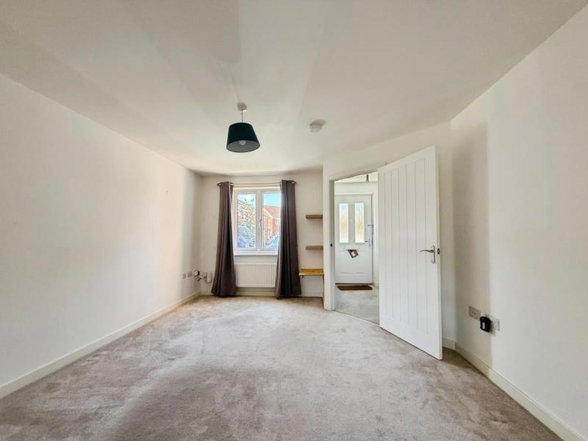 House Rose Close in Bristol