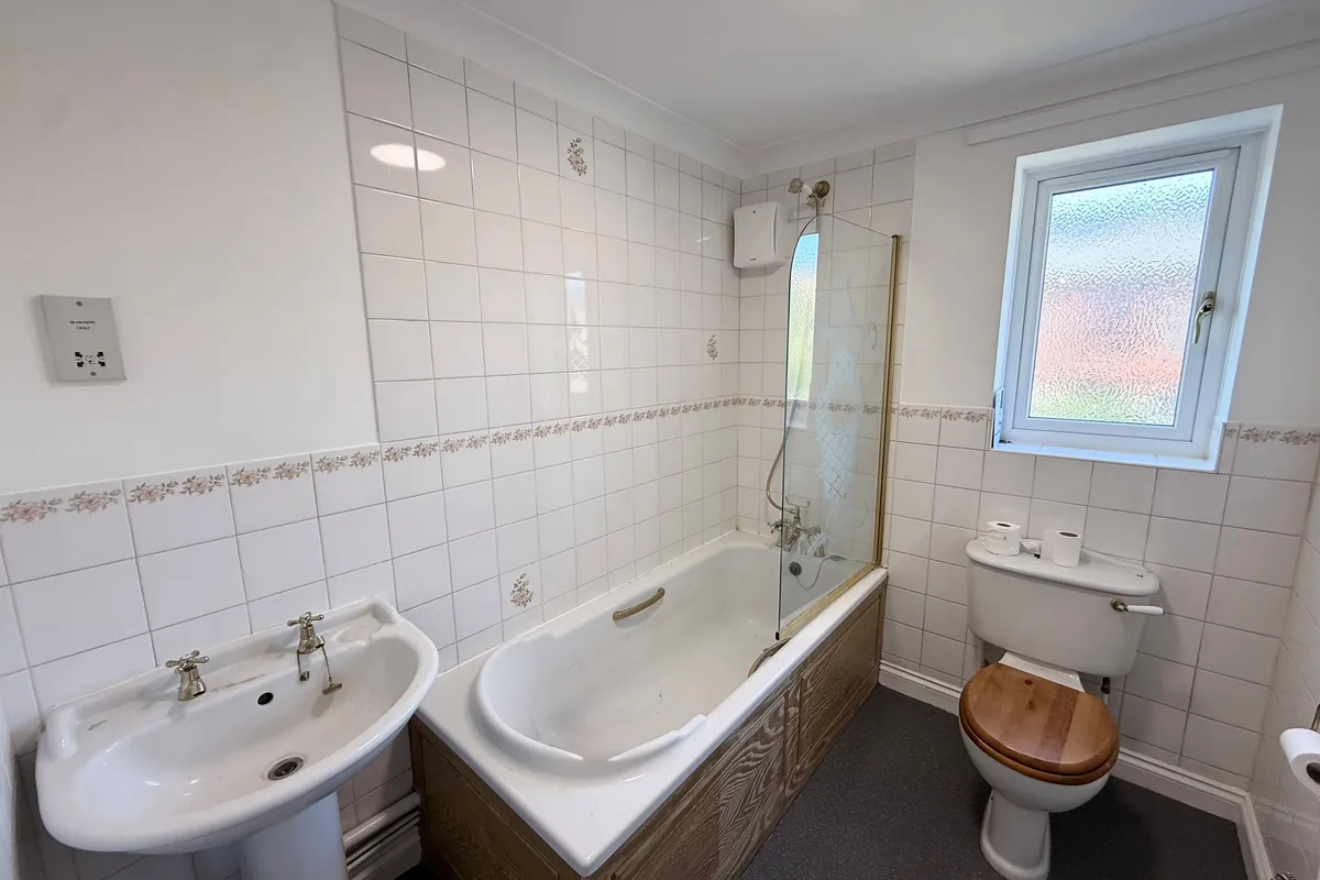 House Bressey Avenue in Greater London