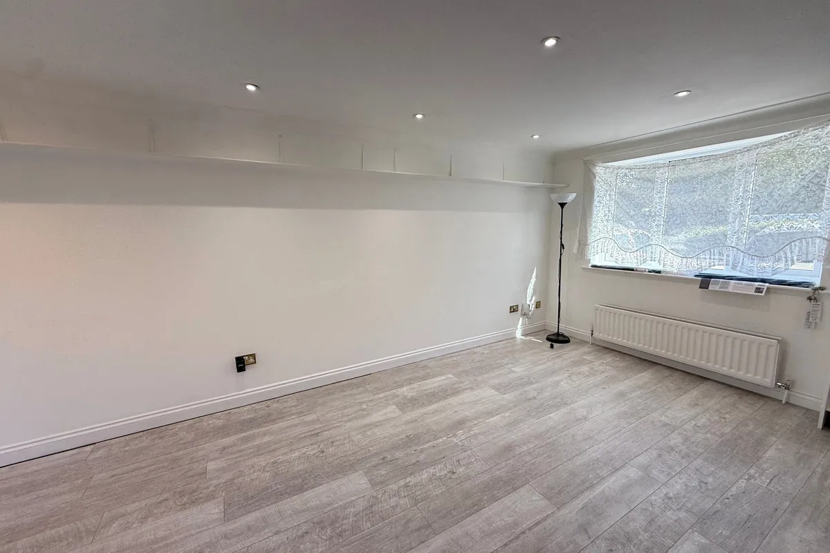 House Bressey Avenue in Greater London