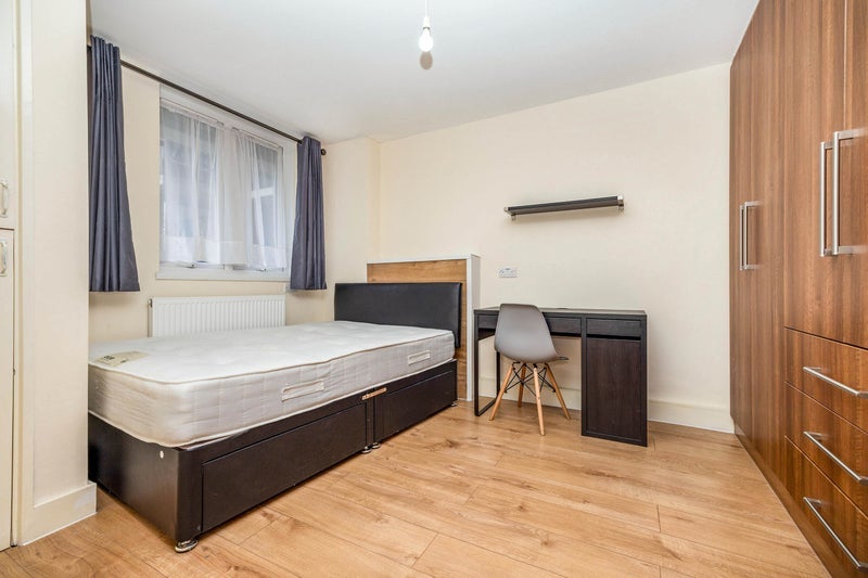 Room Tranton Road in Greater London