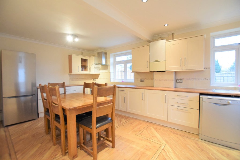 House Wensleydale Avenue in Greater London