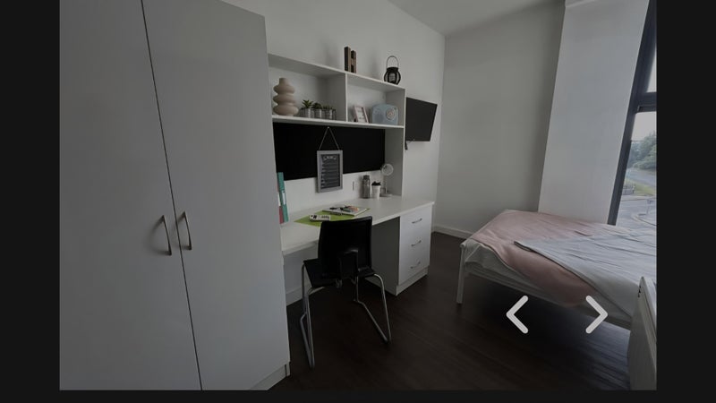 Room Fox Street in Liverpool