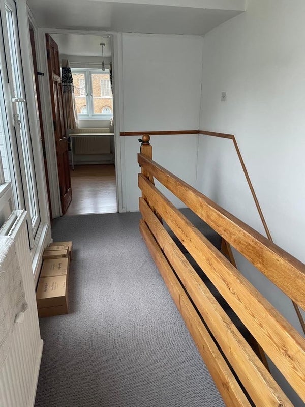 Room Neville Close in Greater London