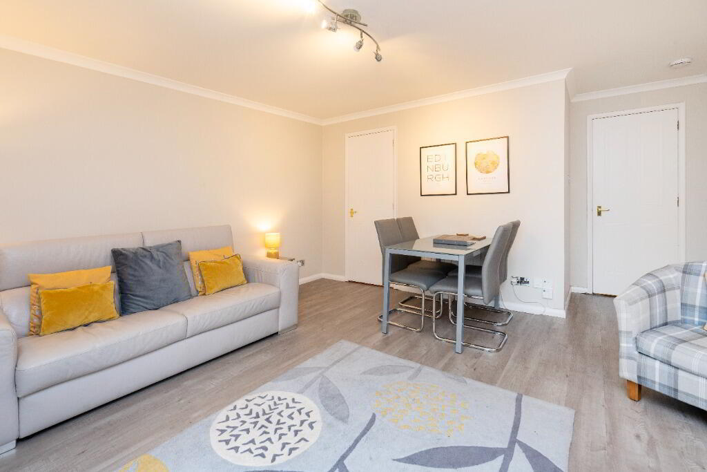 Flat New Mart Road in City of Edinburgh