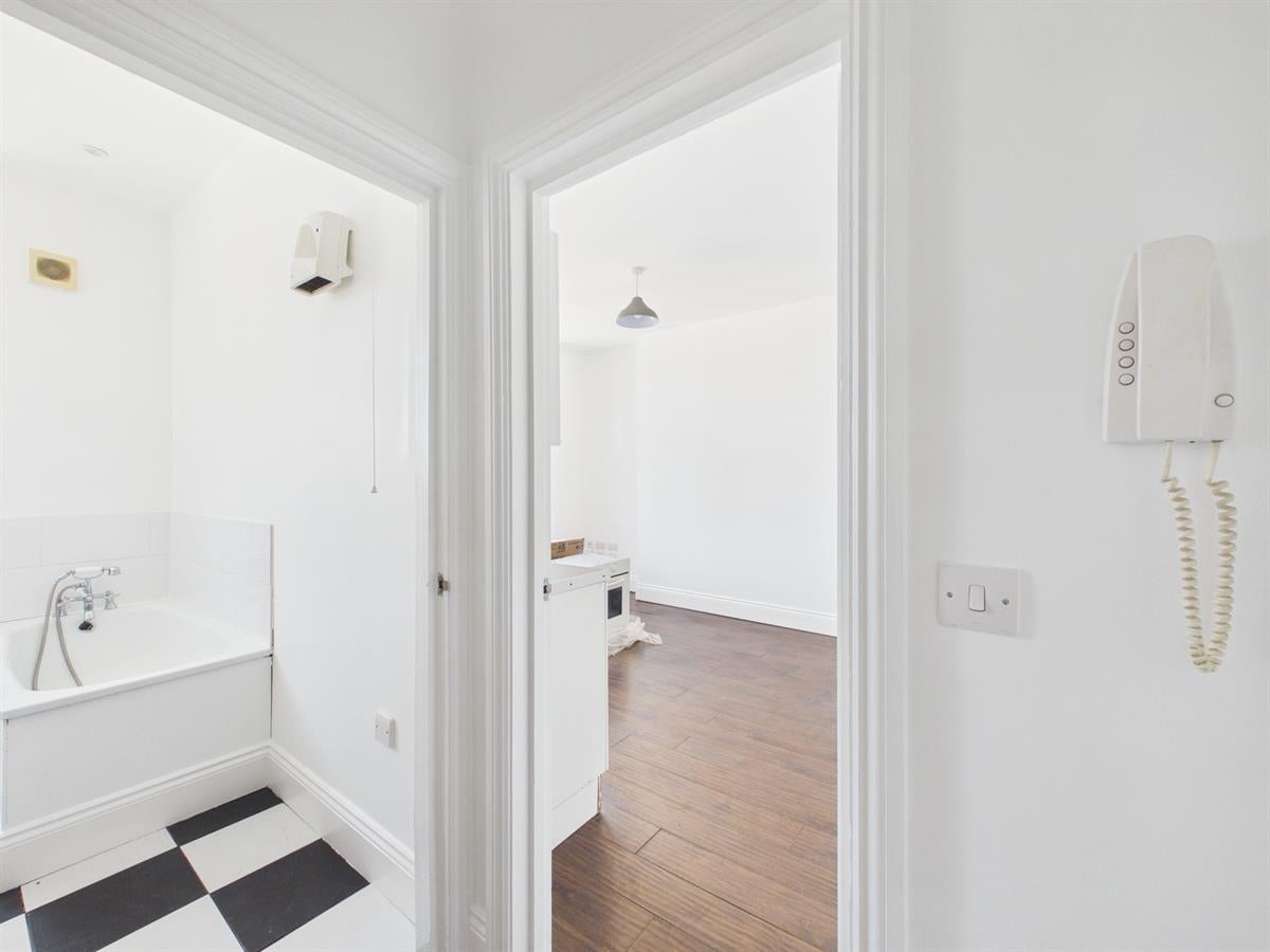 Flat Outram Road in Portsmouth