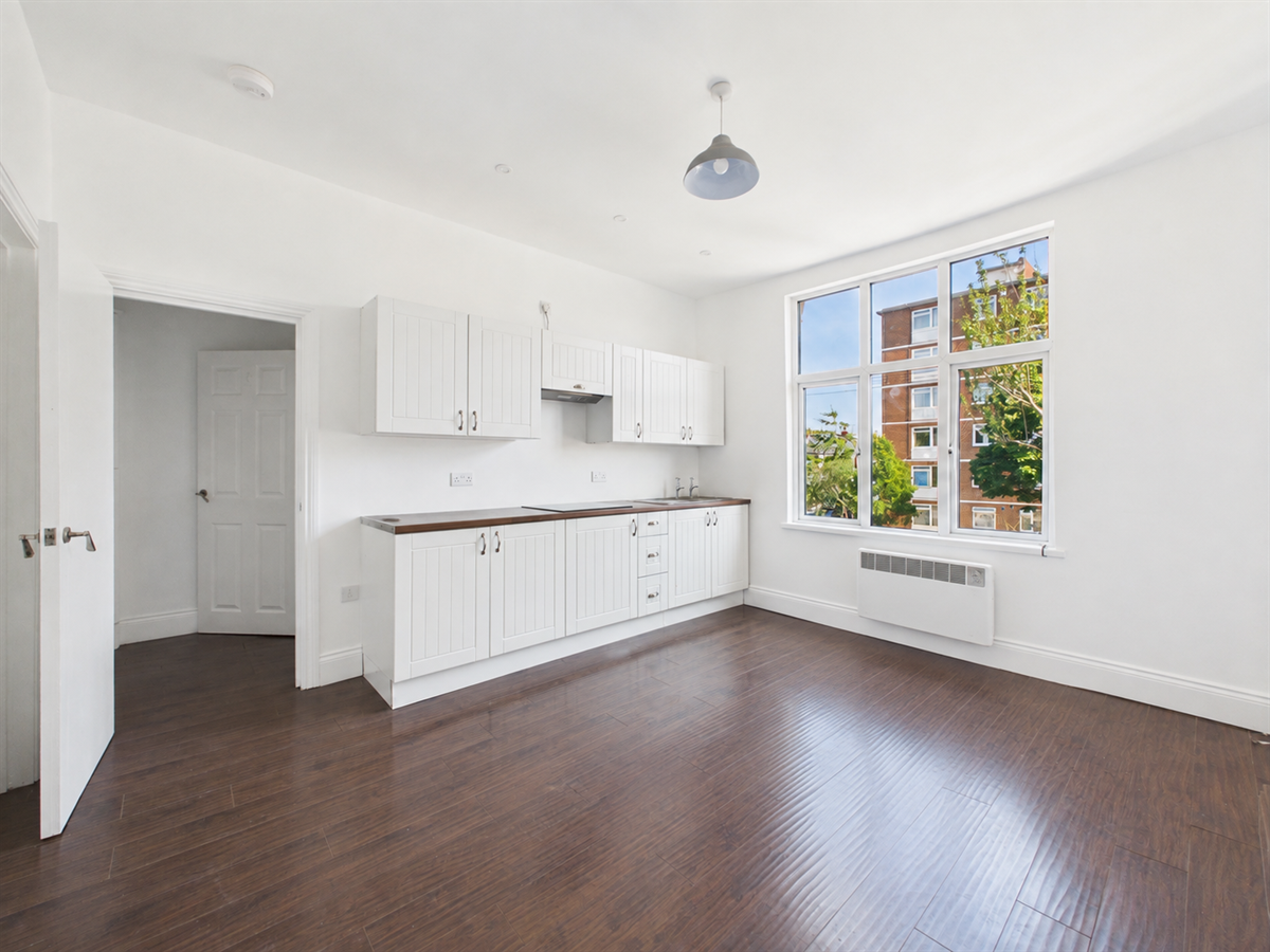 Flat Outram Road in Portsmouth