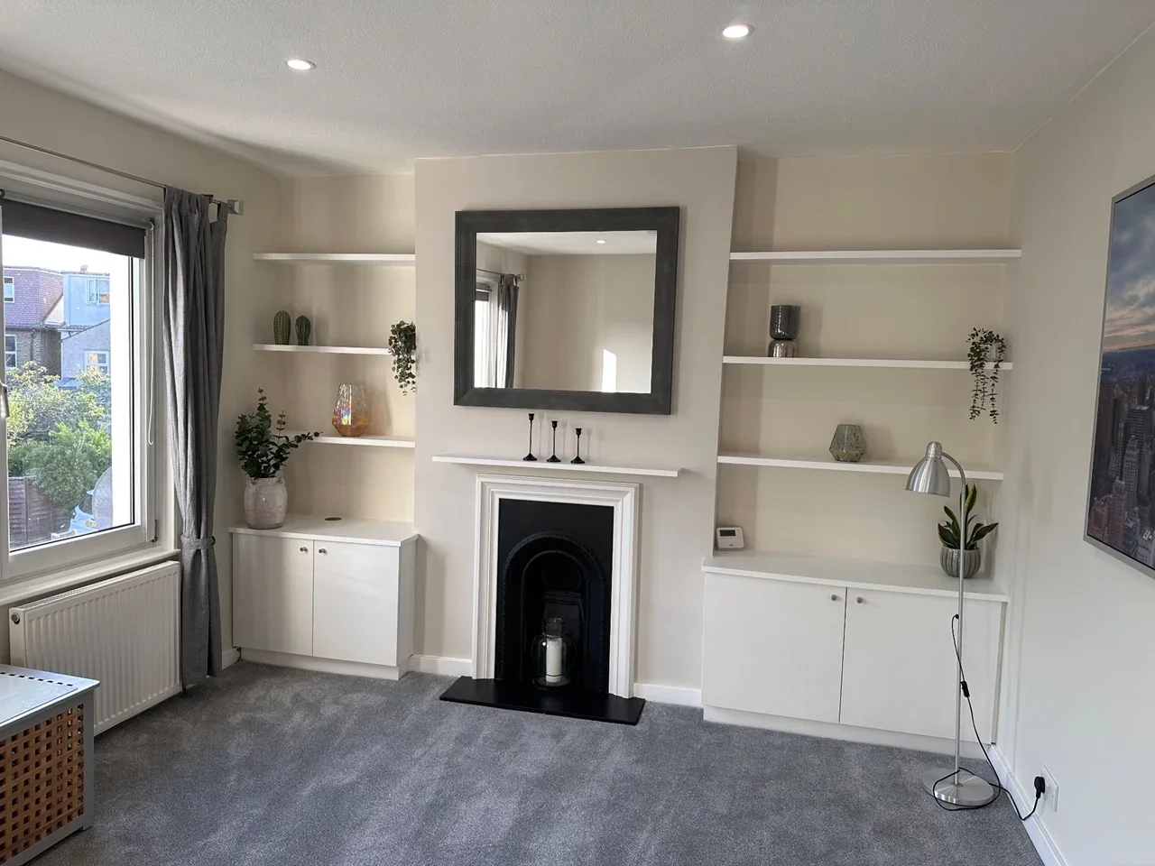 Flat Kings Road in Greater London