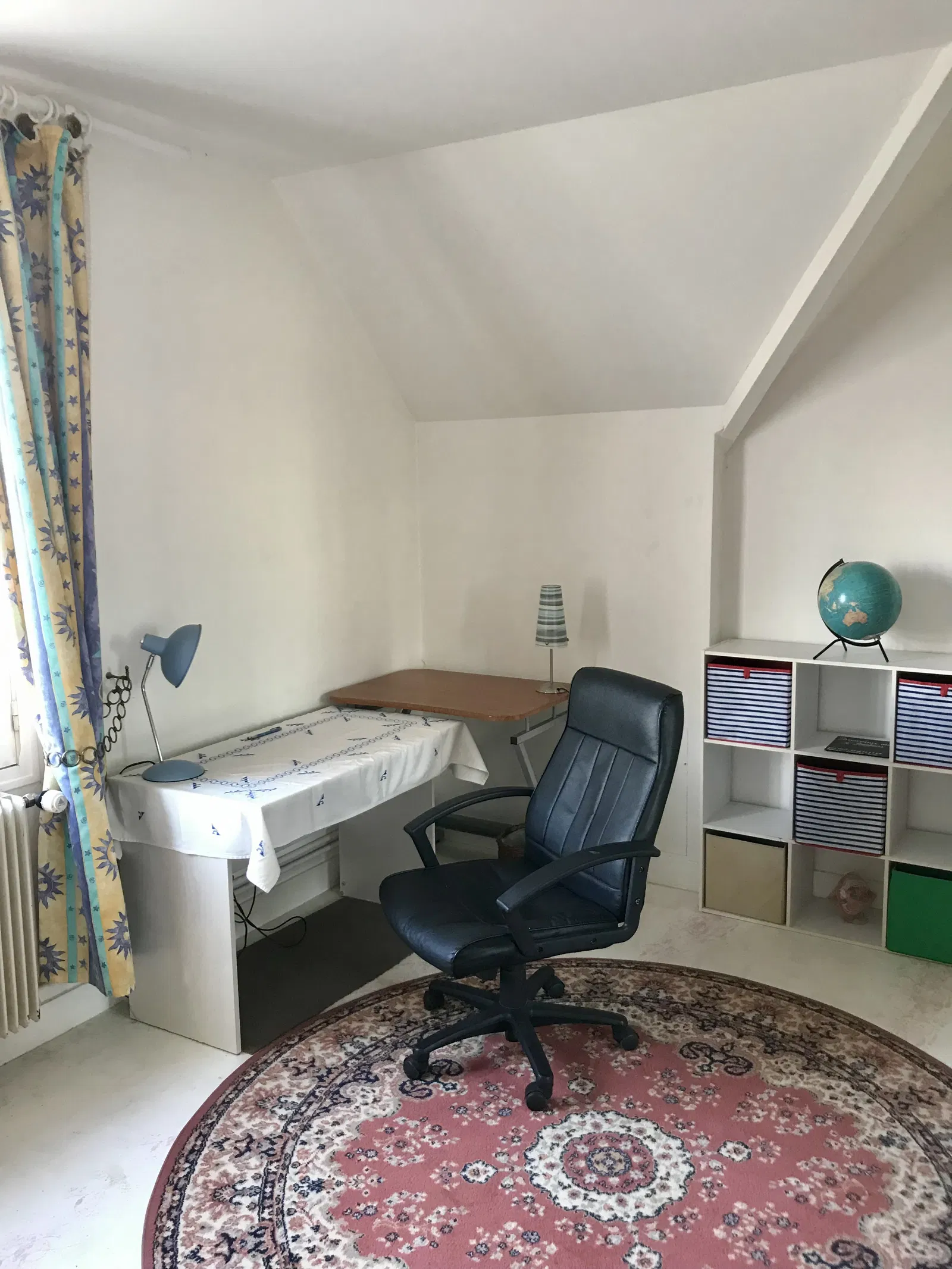 Room Rue des Mazes in Blois